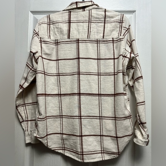 Universal Thread Supply Button Down Shirt, Womens Medium - Picture 2 of 5